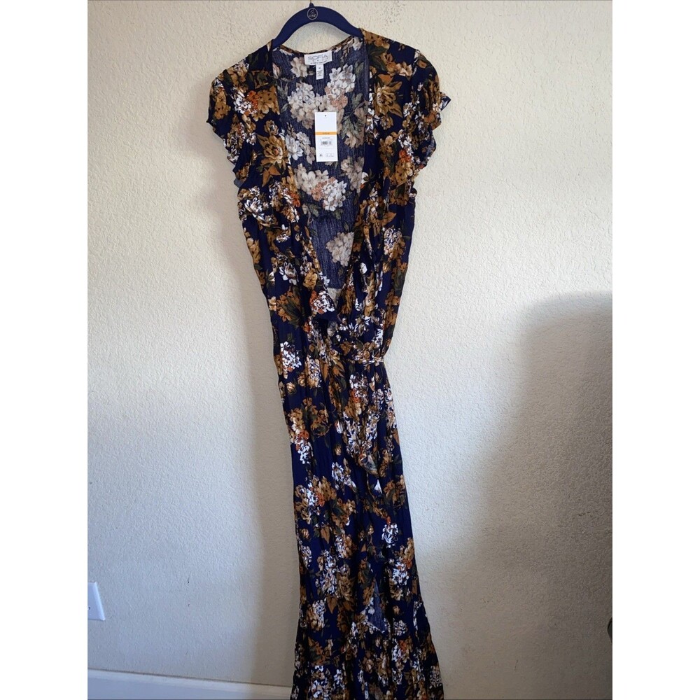 New wrap dress Sofia Floral Gabriella Maxi Ruffle M Fall Western Country Sexy
